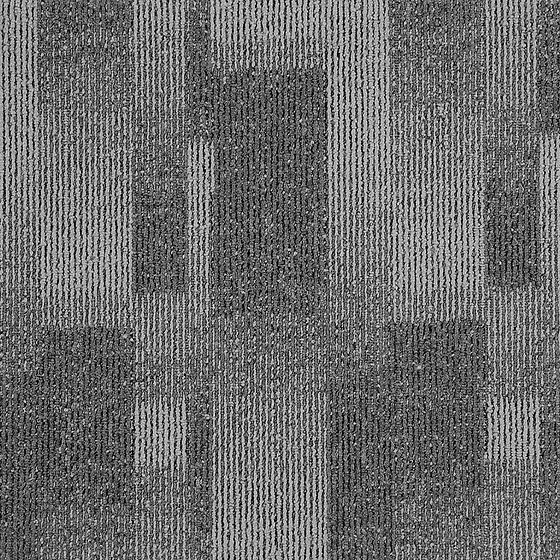 985